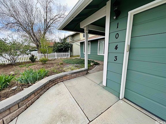 5th image of 1043 Glen Molly Dr