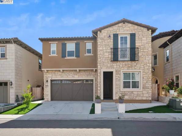321 Arrowleaf St, San Ramon, CA 94582