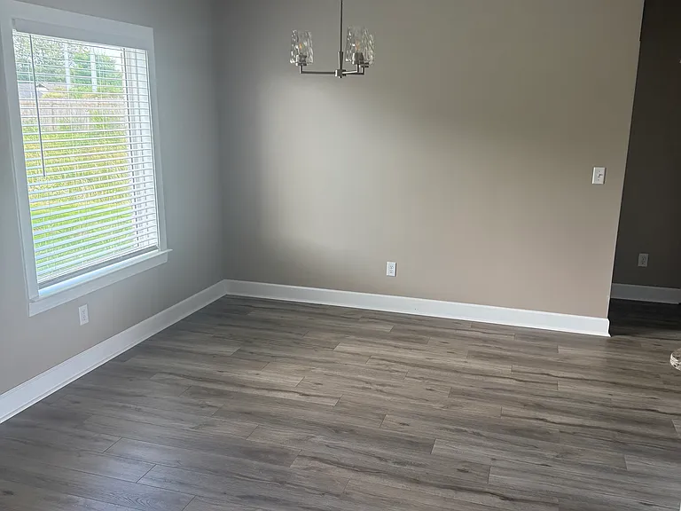 7445 Dunbarton Dr — Photo 4