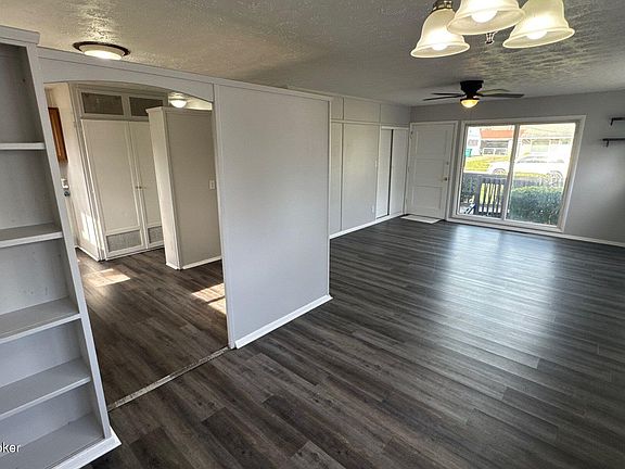 2nd image of 4820 Bluebird Ave
