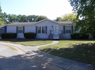 802 Raisin River Rd, Three Rivers, MI 49093