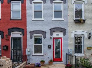 933 8th St NE, Washington, DC 20002