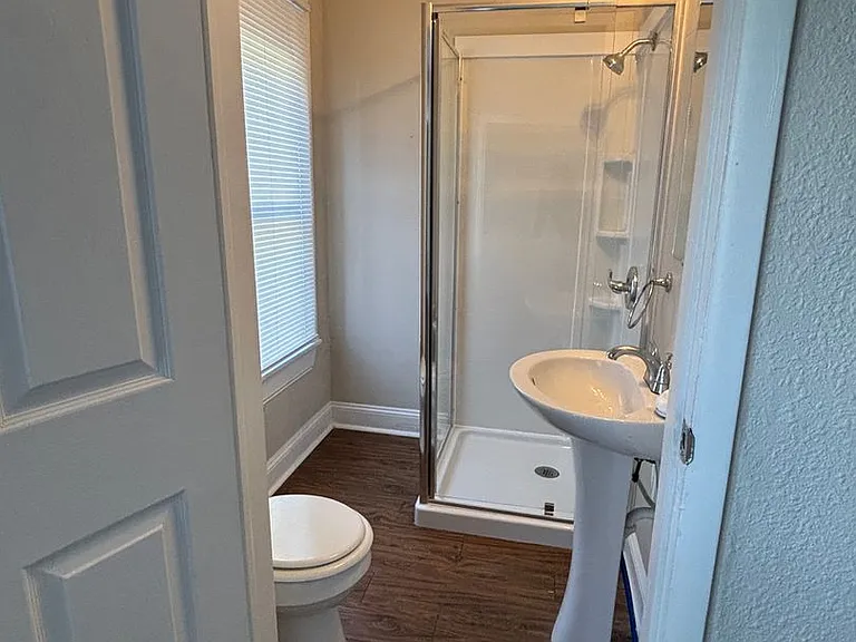 829 W Pershing St — Photo 6