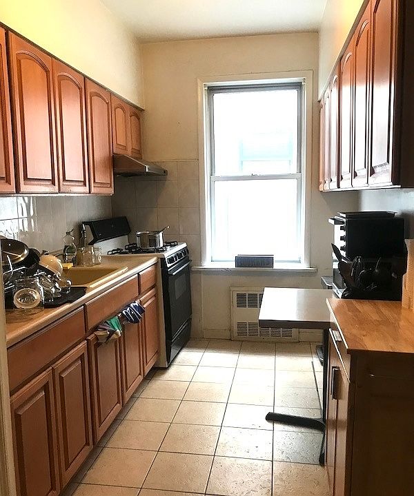 1st image of 30-48 36th St #1