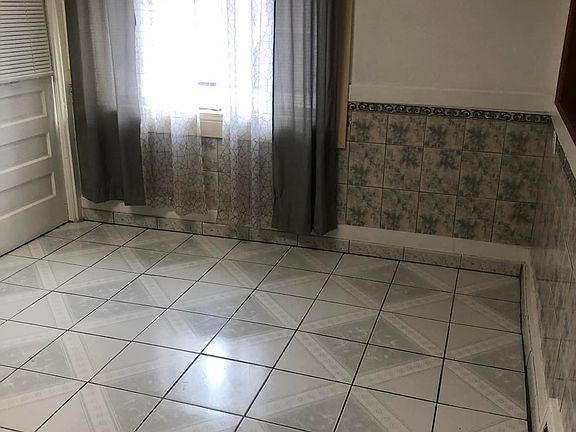 3rd image of 1560 Osceola St #1