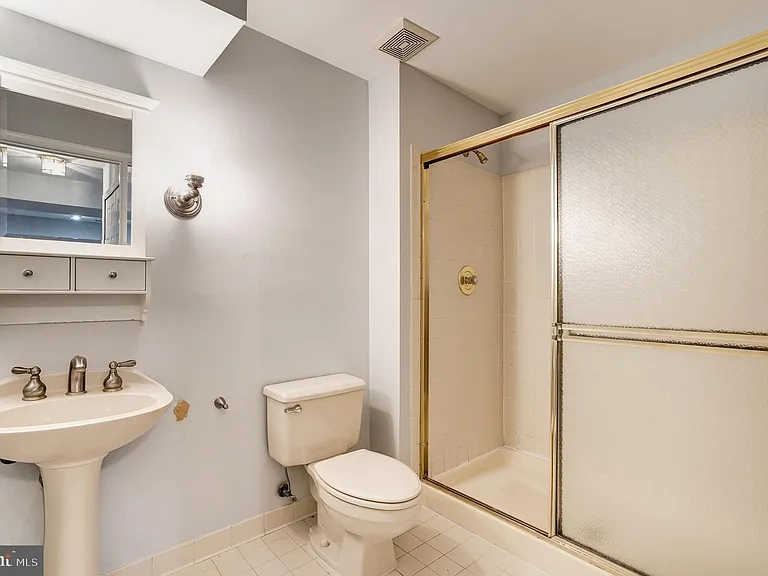 3827 Inverness Rd — Photo 28