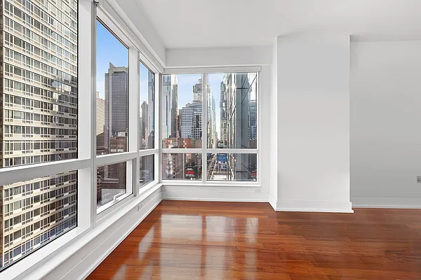 Rented by Compass | media 6