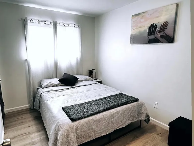 85 Woodrow Ave — Photo 6