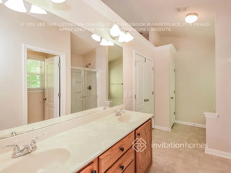 1320 Martins Down Dr — Photo 12