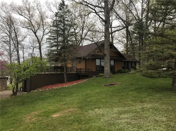 2679 E 250 North Rd, Pana, IL 62557