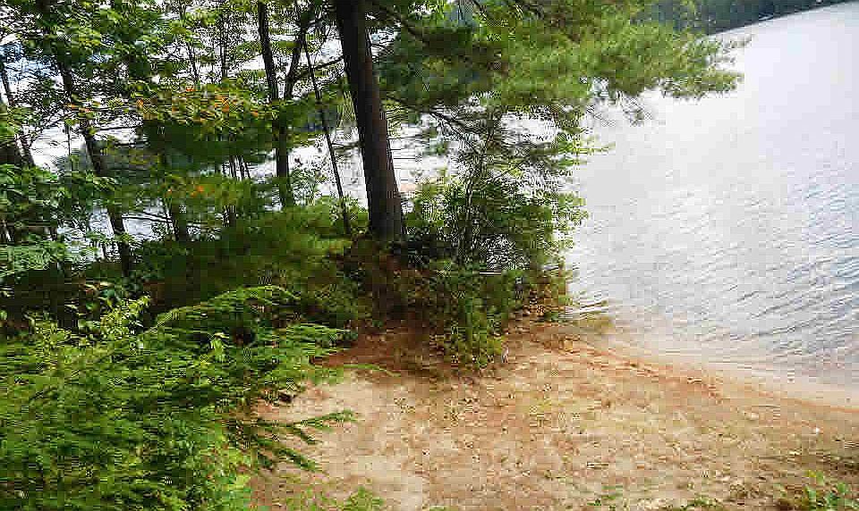 2nd image of 172 Upper Headlands Rd