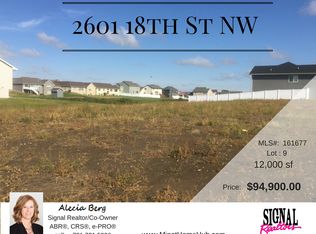 2601 18th St NW, Minot, ND 58703
