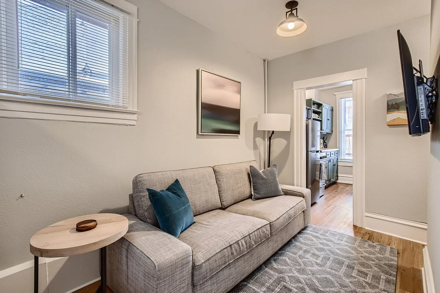 Studio, 1.0 bath, 322 sqft, $2,556 — Photo 1