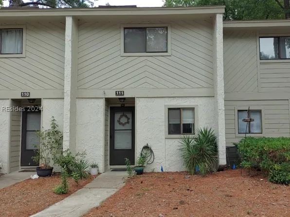 96 Mathews Dr APT 111, Hilton Head Island, SC 29926