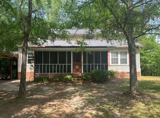 401 Ligon Rd, Greenwood, SC 29649