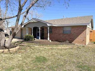 1602 SE Hillcrest Ave, Lawton, OK 73501