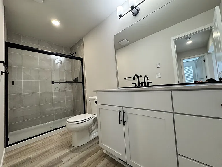 4255 Aberdeen Way NE — Photo 25