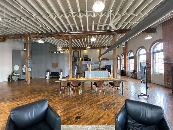 3rd image of 1622 Vine St #22