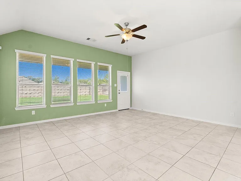 4234 Green Landing Dr — Photo 14