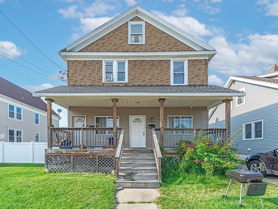 914 Manitoba AVENUE, South Milwaukee, WI 53172 MLS 1842097 Zillow