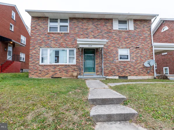 319 W Caracas Ave, Hershey, PA 17033