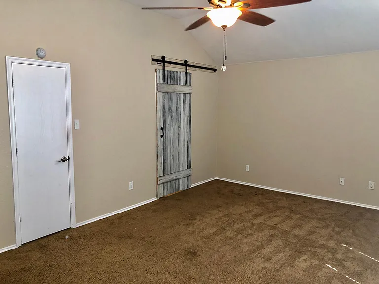 4200 Highgate Rd — Photo 18