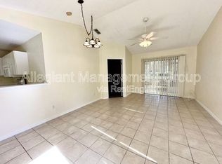 3201 Queen Palms Ct, Kissimmee, FL 34747