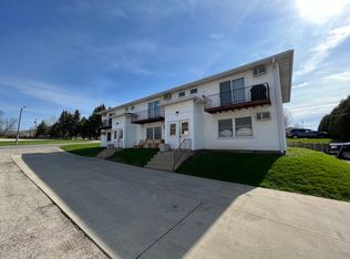 1860 20th St NW #A1860-6, Rochester, MN 55901