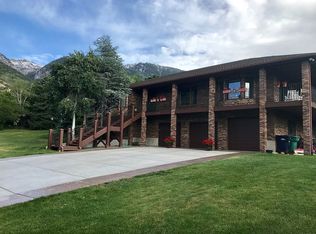 3298 E Wasatch Pines Ln, Sandy, UT 84092