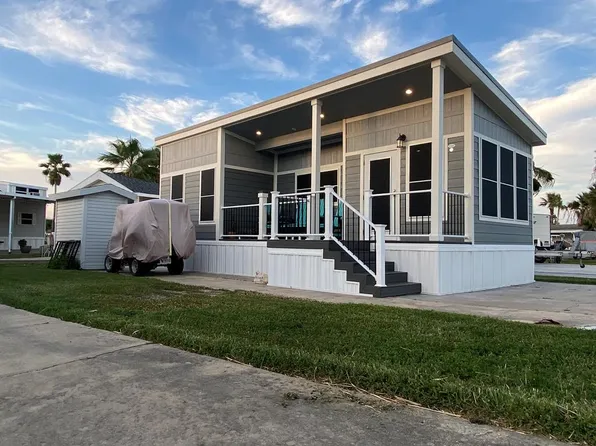 610 Sand Dollar Dr #610, Pt Isabel, TX 78578