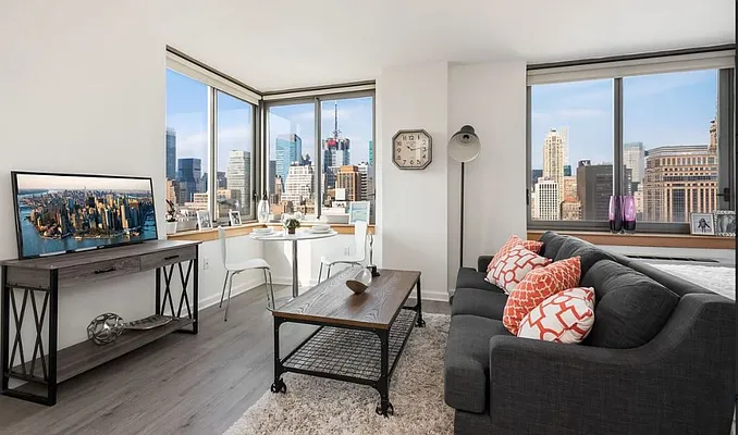 Rented by Compass | media 1