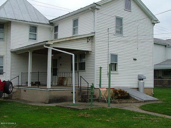 5th image of 333 Main St