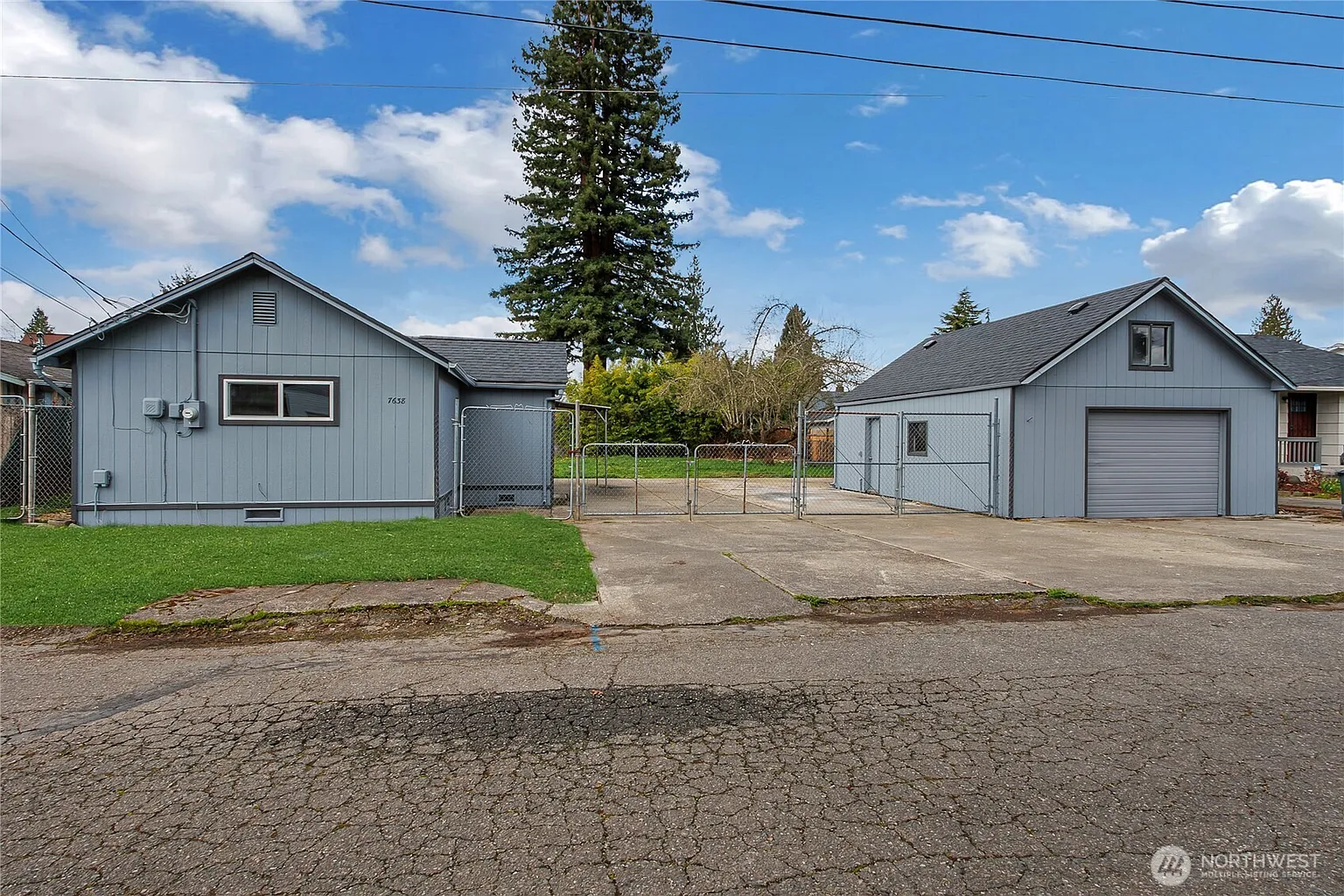7638 S G Street photo 1