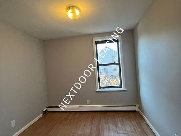 5th image of 9 Grant Ave #1LM