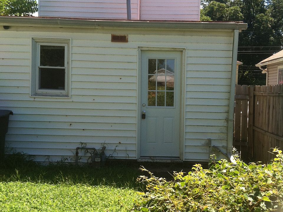 2nd image of 1349 29th St