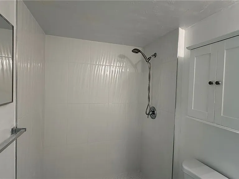 3407 Winkler Ave #309 — Photo 20