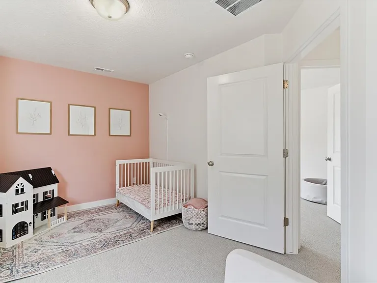3332 W 3745 S — Photo 20