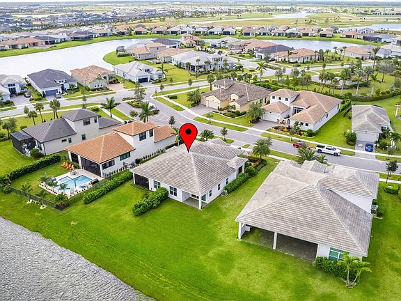 4th image of 11929 SW Vano Way