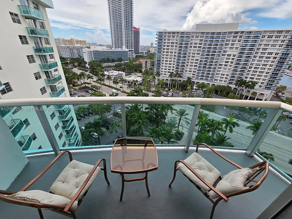 3801 S Ocean Dr #14U