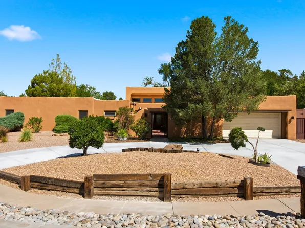 1805 Llano Ct NW, Albuquerque, NM 87107