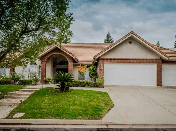 8860 N 10th St, Fresno, CA 93720