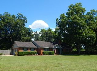 126 Warrington Rd, Albany, GA 31721