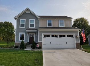 2598 Wintergreen Ln, Ravenna, OH 44266
