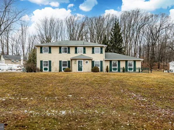 423 Westfield Dr, Exton, PA 19341