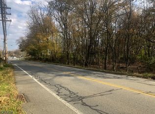 157 River Rd, Montville, NJ 07045