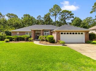 4484 New Market Rd, Niceville, FL 32578