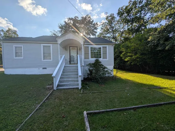 223 Caldwell St, Newberry, SC 29108