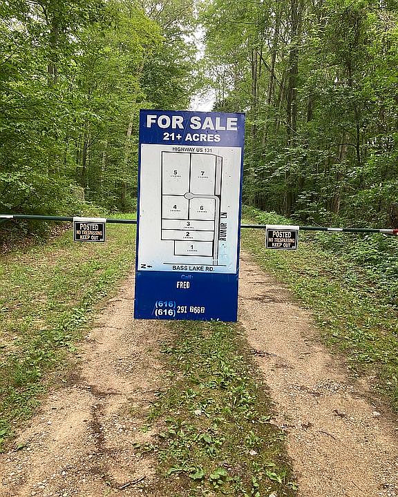 Lot 2