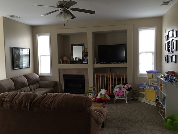 2nd image of 1117 Harlan Cir