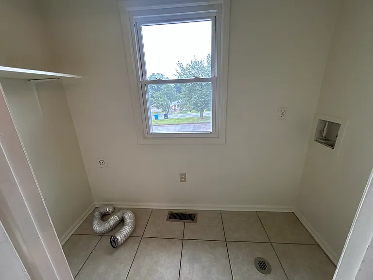 2618 Belle Ave NE #MAIN — Photo 10